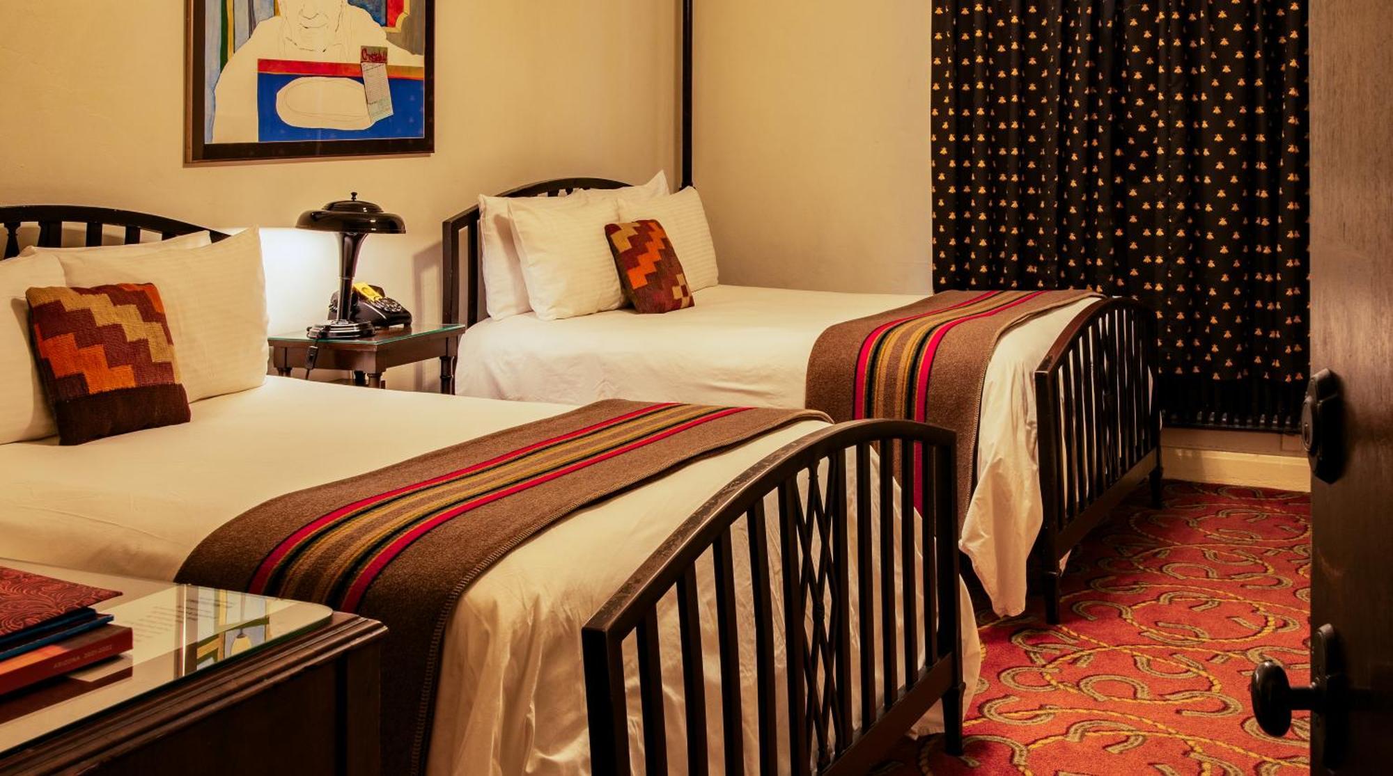 Hotel Congress Hotel 3*