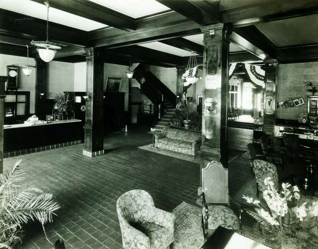Hotel Congress 3*